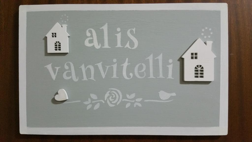 Alis Vanvitelli Suite Napoli Bagian luar foto